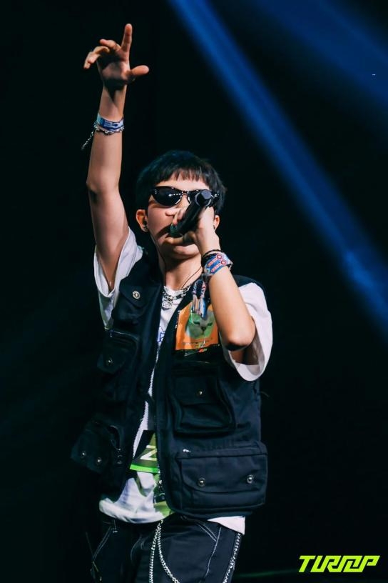 乐鱼体育关于罗马训练开放日，今夜内部沟通引欢呼，意甲在即，球探报告显示潜力的信息